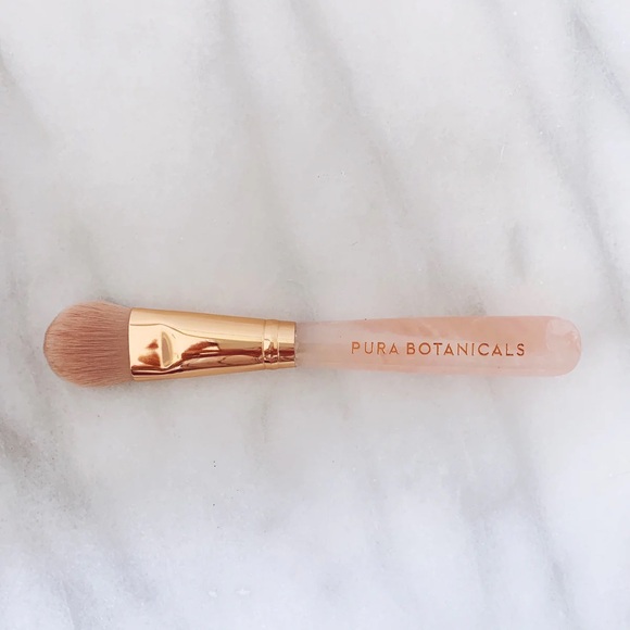 Pura Botanicals Rose Quartz Mask Brush - Picture 5 of 6